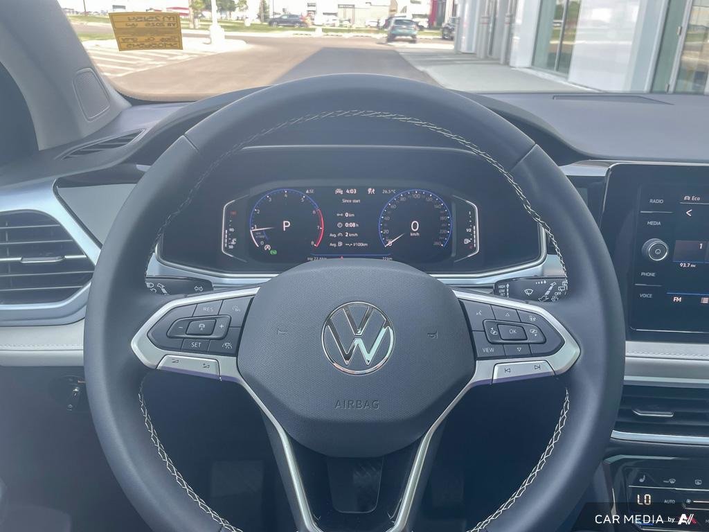 2025 Volkswagen Taos Comfortline 4MOTION Turbo, Heated Seats, AWD Option, Smart Safety Tech