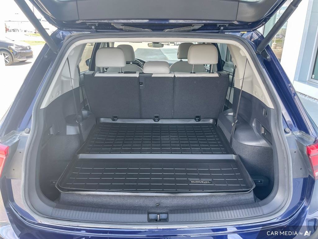2021 Volkswagen Tiguan Highline 2021 Volkswagen Tiguan Highline — Premium, Versatile, and Ready for Any Journey