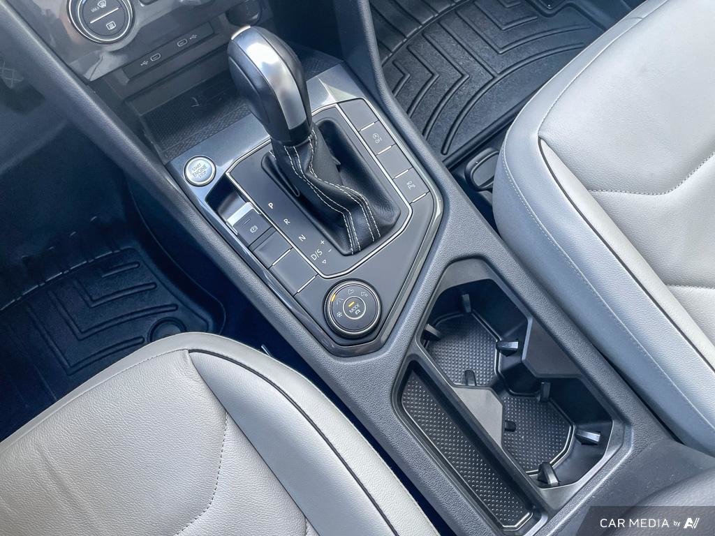 2021 Volkswagen Tiguan Highline 2021 Volkswagen Tiguan Highline — Premium, Versatile, and Ready for Any Journey