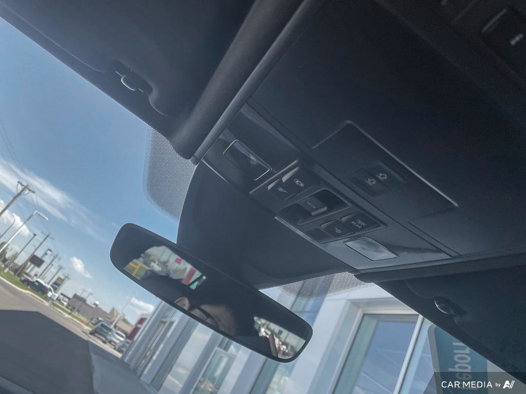 2024 Volkswagen Tiguan Comfortline R-Line Black Edition 2024 Tiguan Comfortline R-Line Black Edition — Where Sport Meets Sophistication.