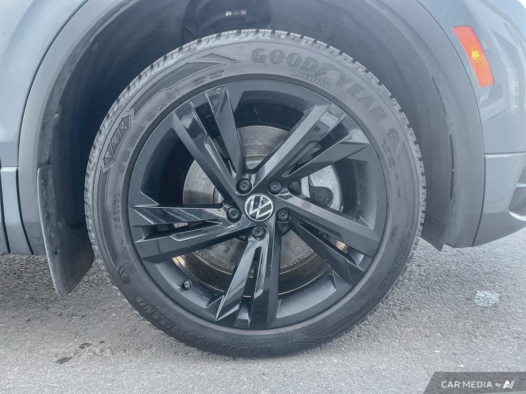 2024 Volkswagen Tiguan Comfortline R-Line Black Edition 2024 Tiguan Comfortline R-Line Black Edition — Where Sport Meets Sophistication.