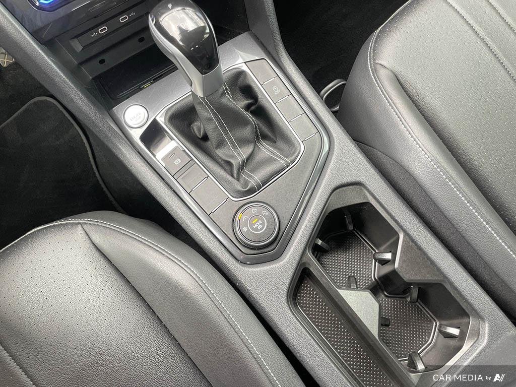 2024 Volkswagen Tiguan Comfortline 2024 Tiguan Comfortline — Where Style Meets Everyday Comfort.