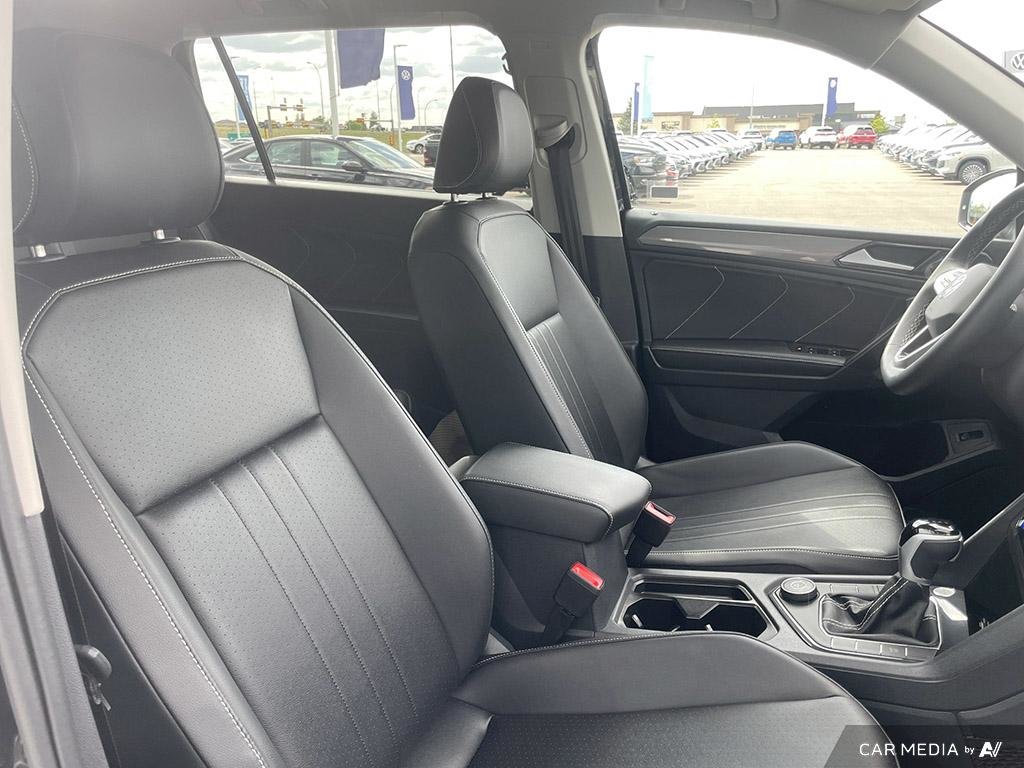 2024 Volkswagen Tiguan Comfortline 2024 Tiguan Comfortline — Where Style Meets Everyday Comfort.