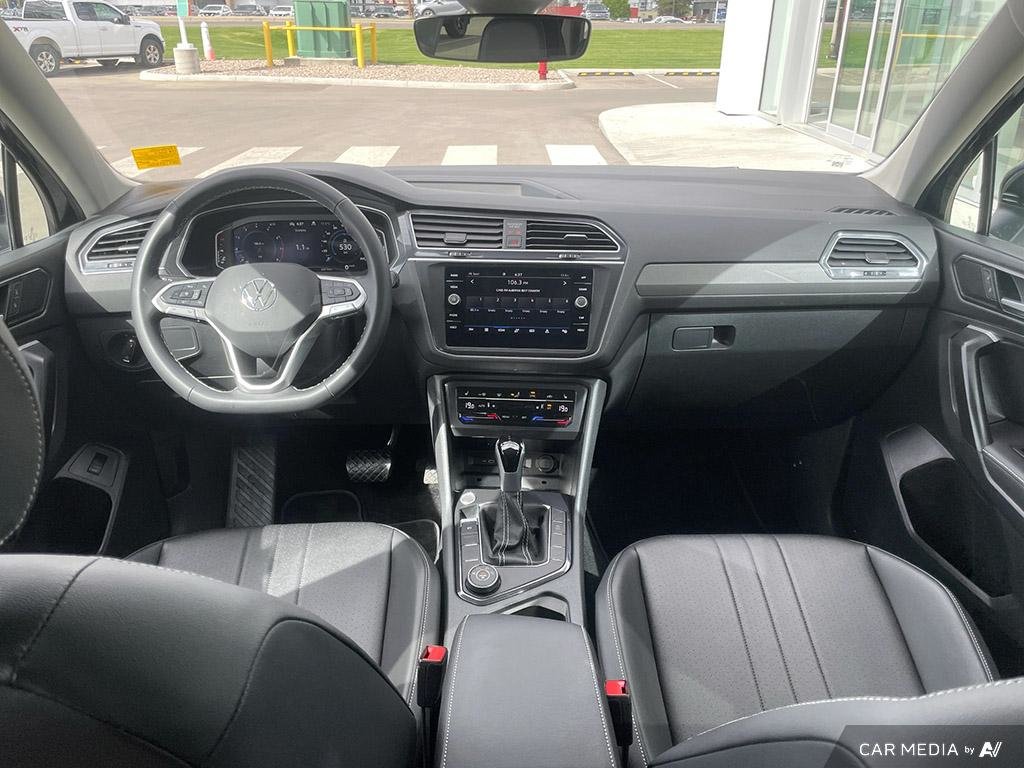 2024 Volkswagen Tiguan Comfortline 2024 Tiguan Comfortline — Where Style Meets Everyday Comfort.
