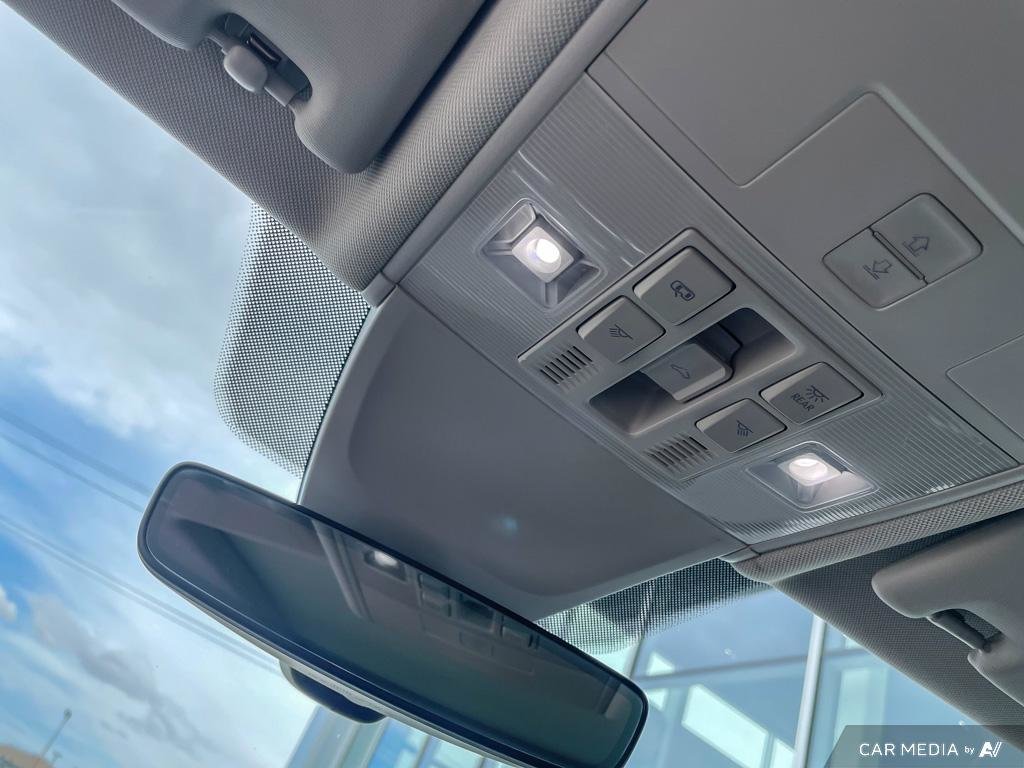2024 Volkswagen Tiguan Comfortline 2024 Tiguan Comfortline — Where Style Meets Everyday Comfort.