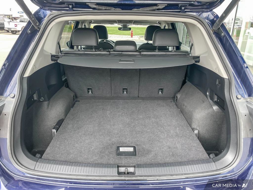2024 Volkswagen Tiguan Comfortline 2024 Tiguan Comfortline — Where Style Meets Everyday Comfort.
