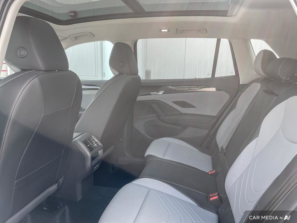 2025 Volkswagen Tiguan Comfortline Heated Seats, Turbo, AWD Option, Smart Safety Tech