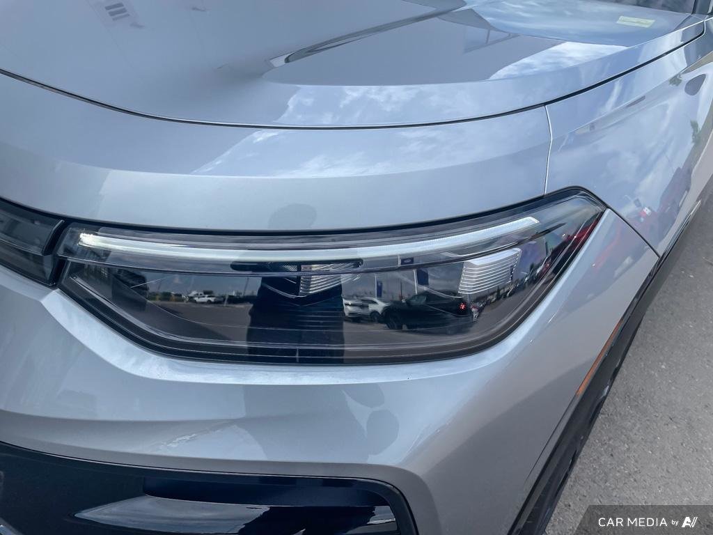 2025 Volkswagen Tiguan Comfortline R-Line Black Edition