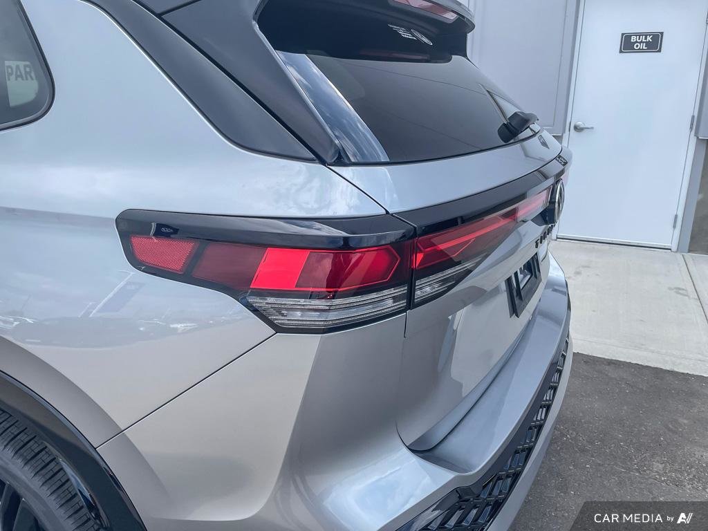 2025 Volkswagen Tiguan Comfortline R-Line Black Edition
