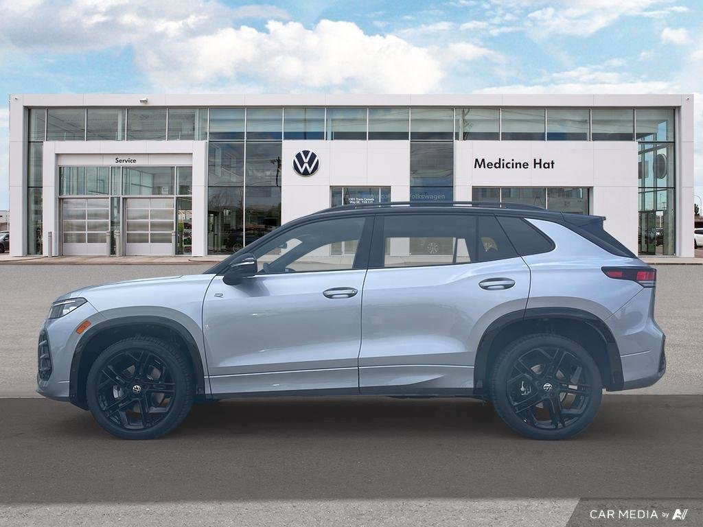 2025 Volkswagen Tiguan Comfortline R-Line Black Edition