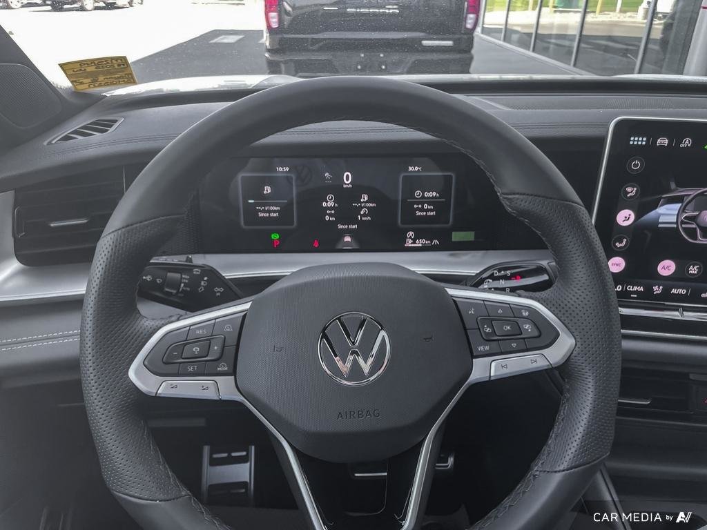 2025 Volkswagen Tiguan Comfortline R-Line Black Edition