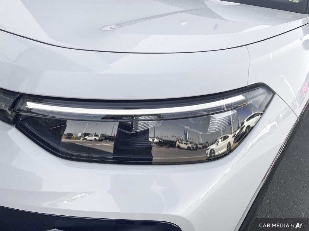 2025 Volkswagen Tiguan Comfortline R-Line Black Edition