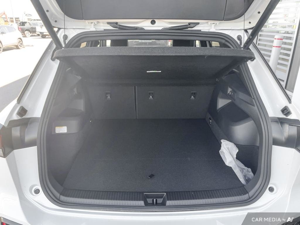 2025 Volkswagen Tiguan Comfortline R-Line Black Edition