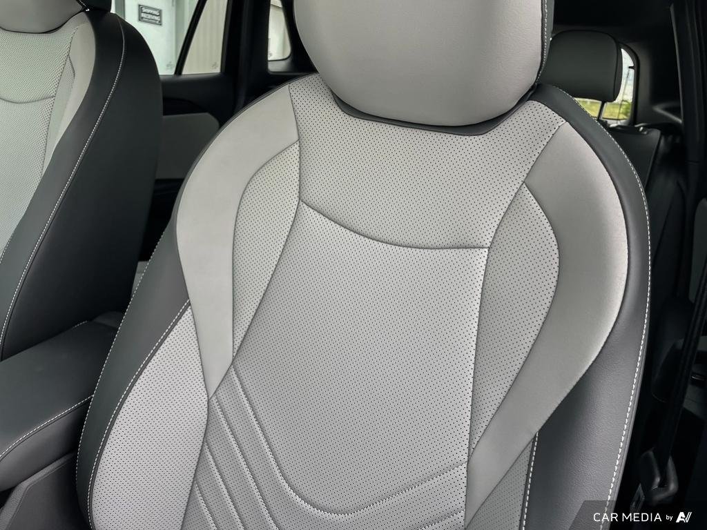 2025 Volkswagen Tiguan Comfortline R-Line Black Edition