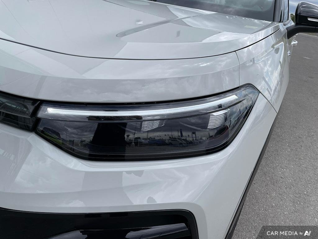 2025 Volkswagen Tiguan Comfortline R-Line Black Edition