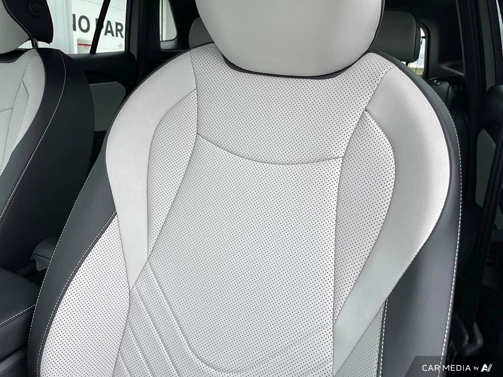 2025 Volkswagen Tiguan Comfortline R-Line Black Edition