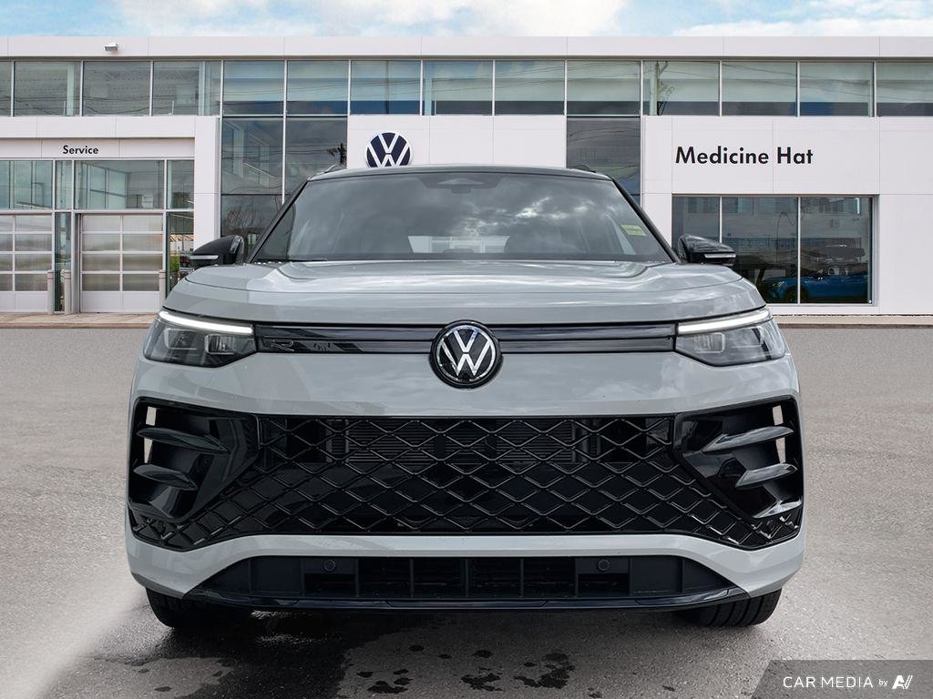 2025 Volkswagen Tiguan Comfortline R-Line Black Edition