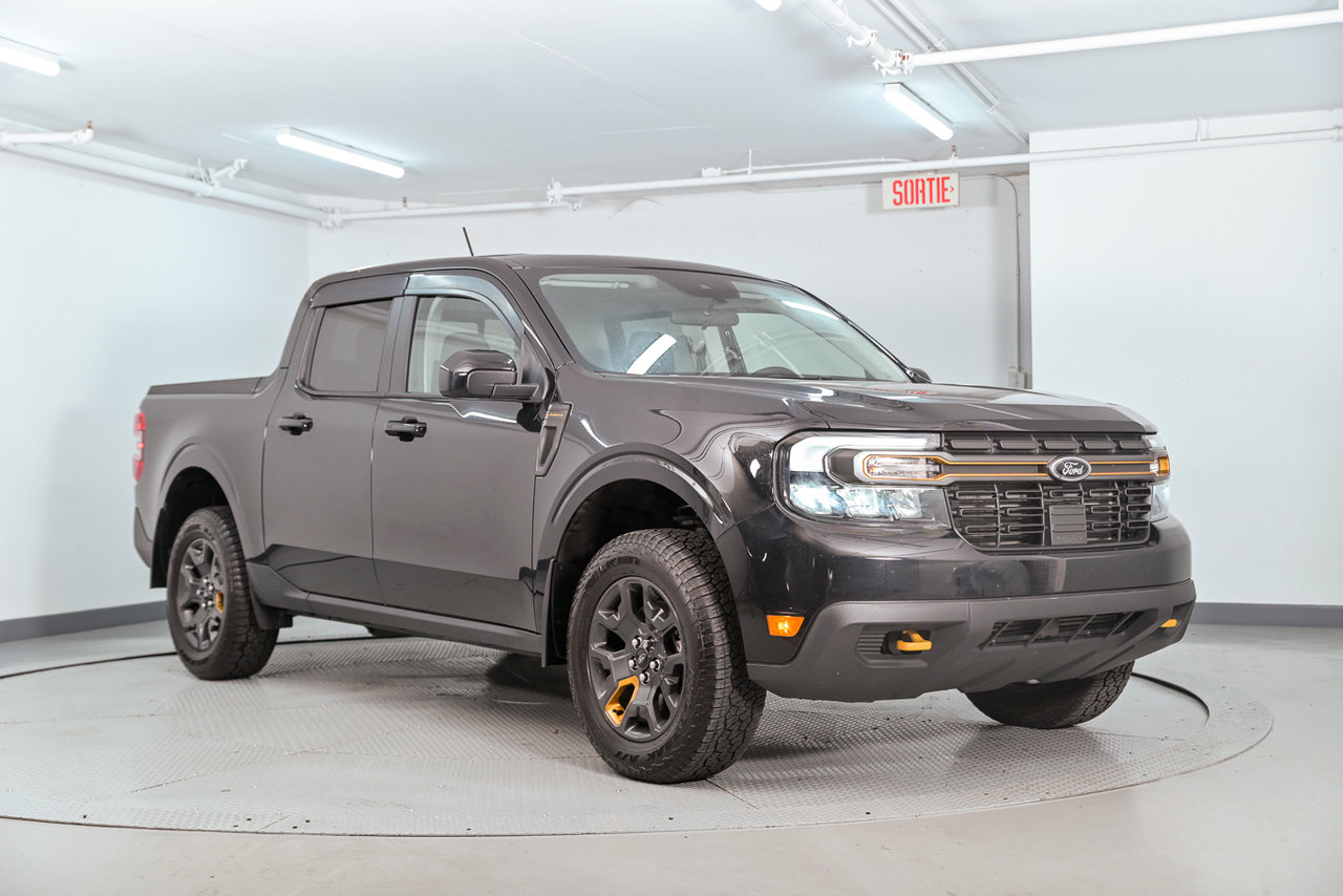 Black 2024 Ford Maverick Pickup Truck All-Wheel Drive Automatic