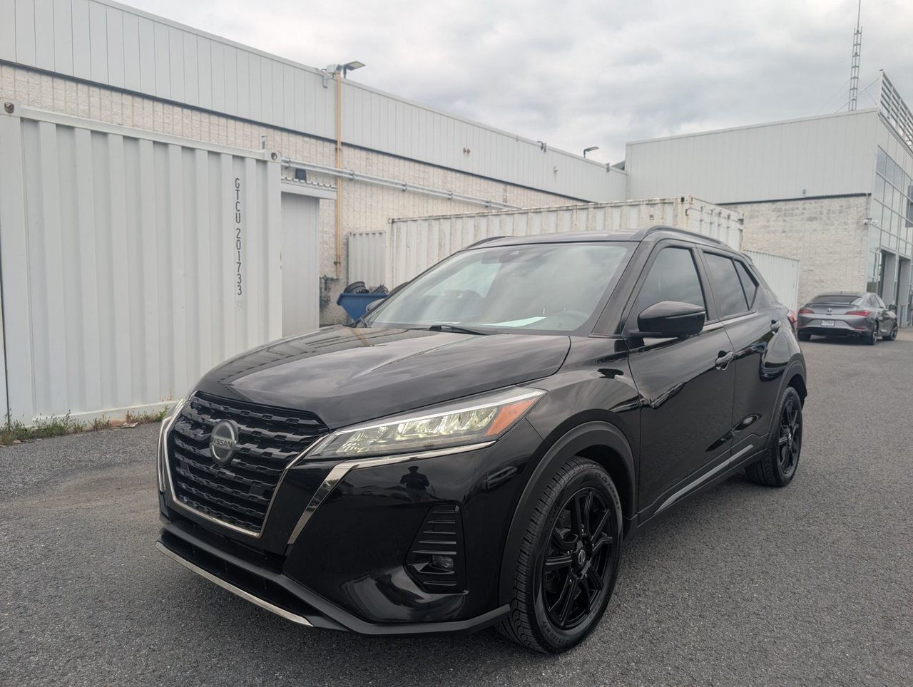 Black 2021 Nissan Kicks SUV / Crossover Front-Wheel Drive Continuously Variable Transmission