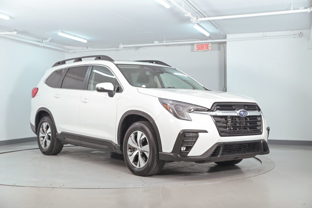 2023 Subaru Ascent Touring AWD with Captains Chairs