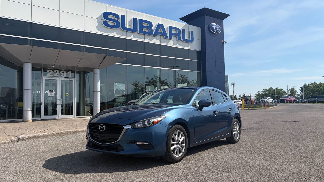 Blue 2018 Mazda MAZDA3 Sport GS Hatchback Manual