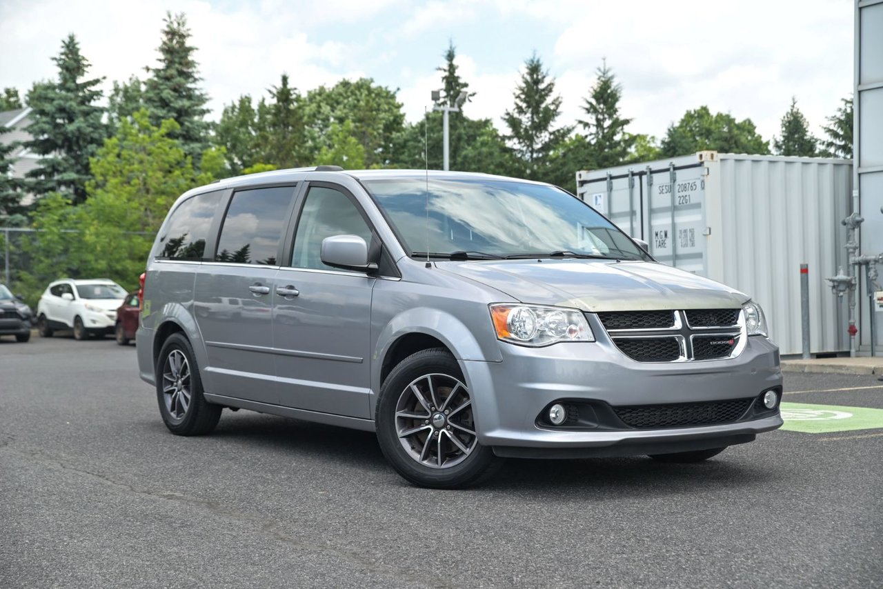 2017 Dodge Grand Caravan SXT Premium Plus FWD