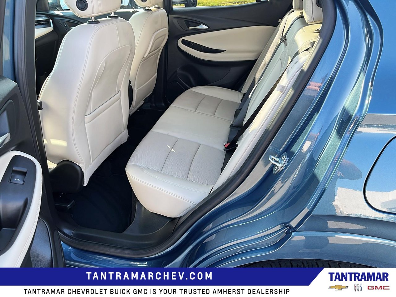 2024 Buick Encore GX Avenir-10