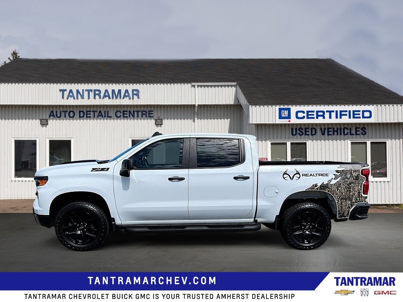 2024 Chevrolet Silverado 1500 Custom Trail Boss-1