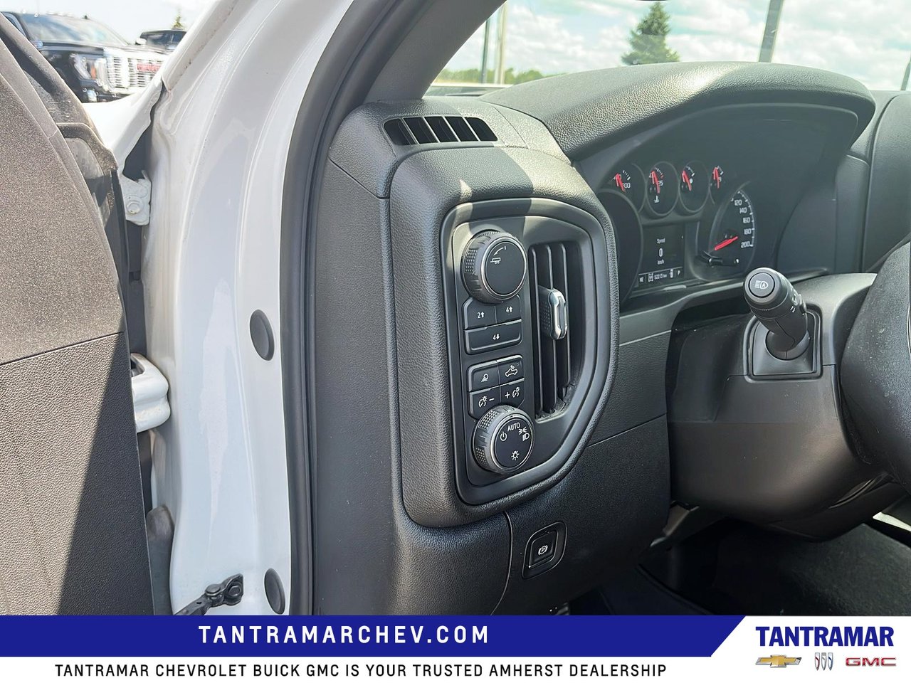 2024 Chevrolet Silverado 2500HD Custom-11