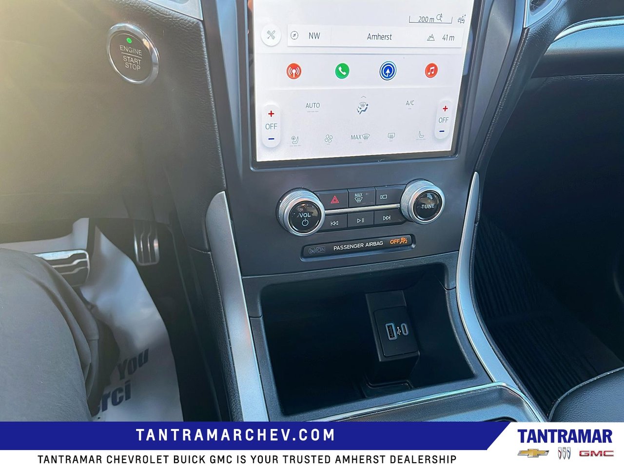 2022 Ford Edge ST Line-16