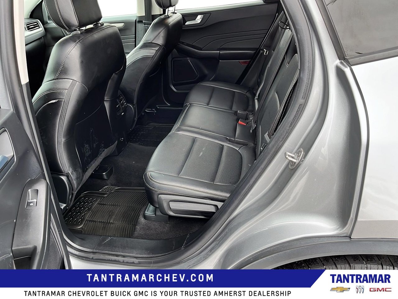 2022 Ford Escape SEL-8