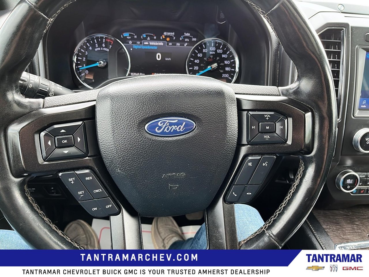 2020 Ford Expedition Limited Max-17