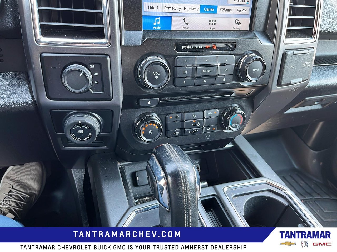 2016 Ford F-150 Lariat-16