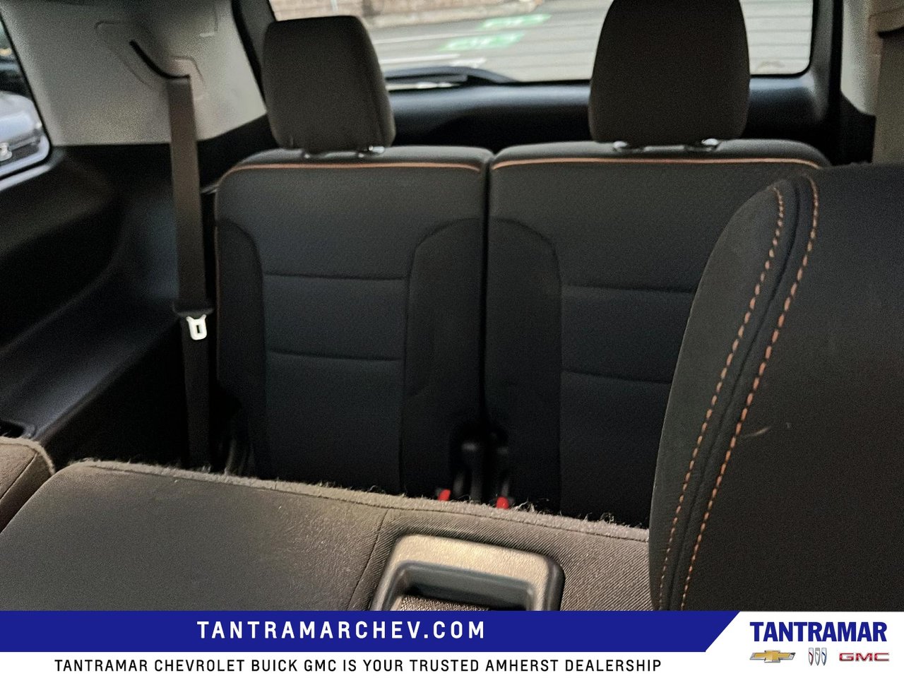 2022 GMC Acadia AT4-10