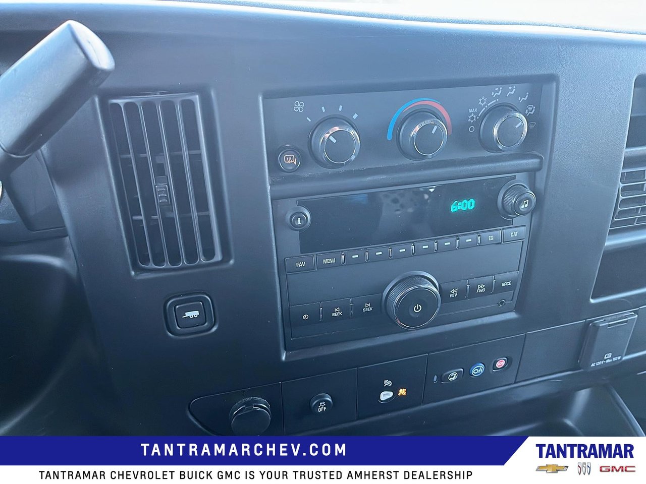 2023 GMC Savana Cargo Van BASE-15