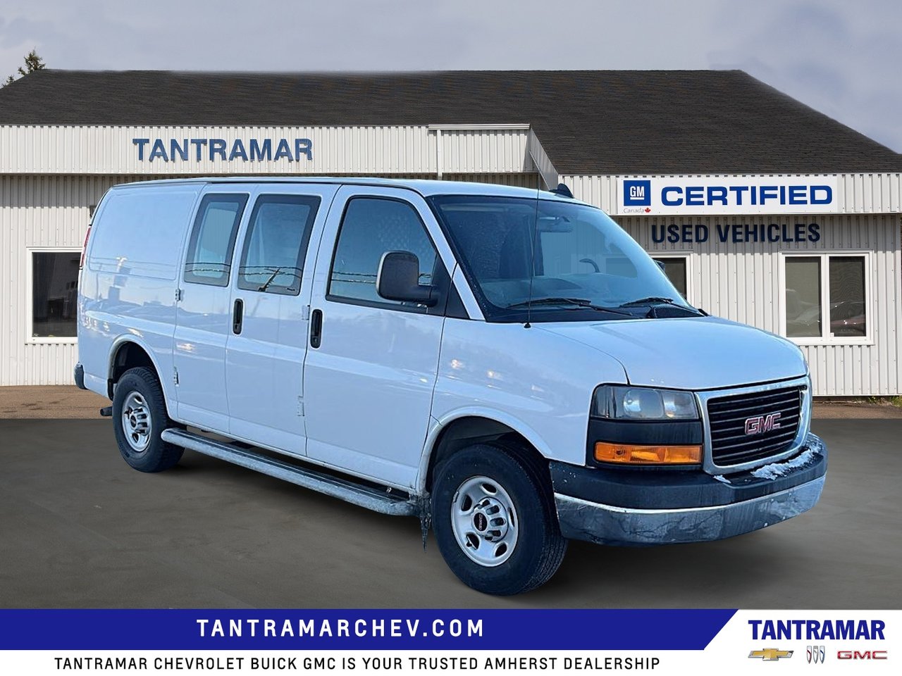 2023 GMC Savana Cargo Van BASE-7