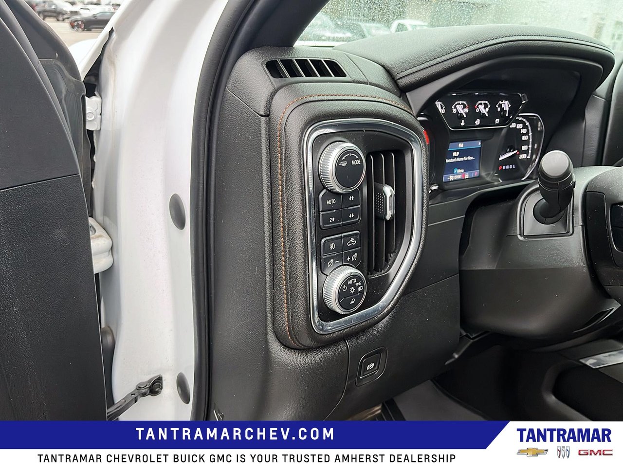 2020 GMC Sierra 1500 AT4-11