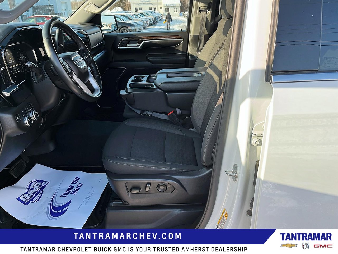 2024 GMC Sierra 1500 SLE-12