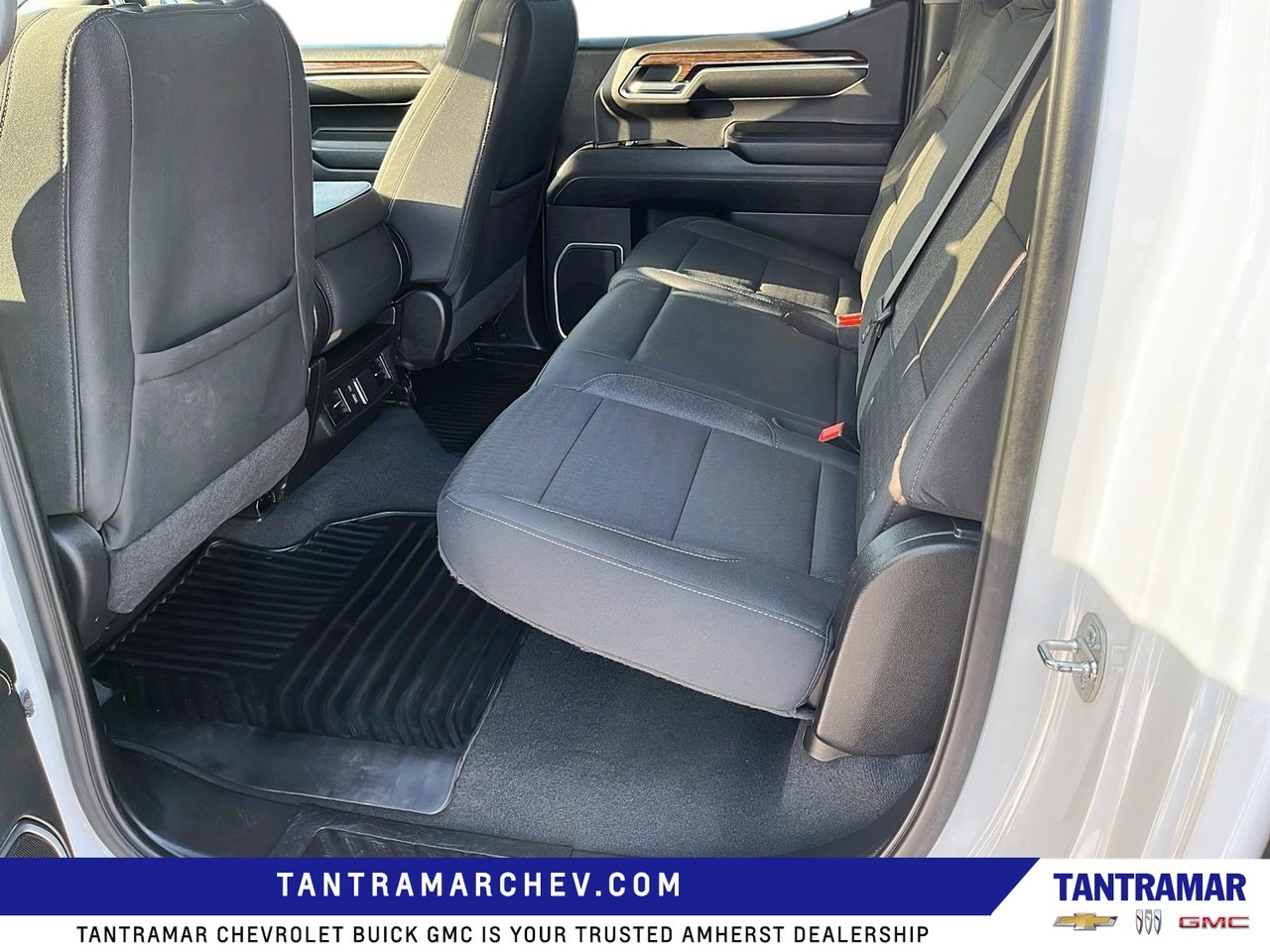 2024 GMC Sierra 1500 SLE-9