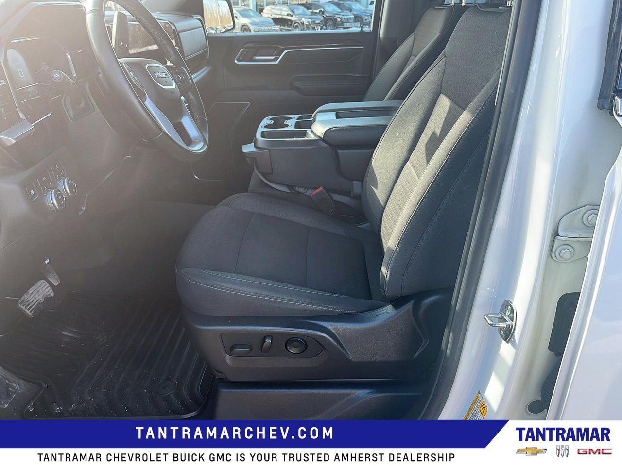 2024 GMC Sierra 1500 SLE-11