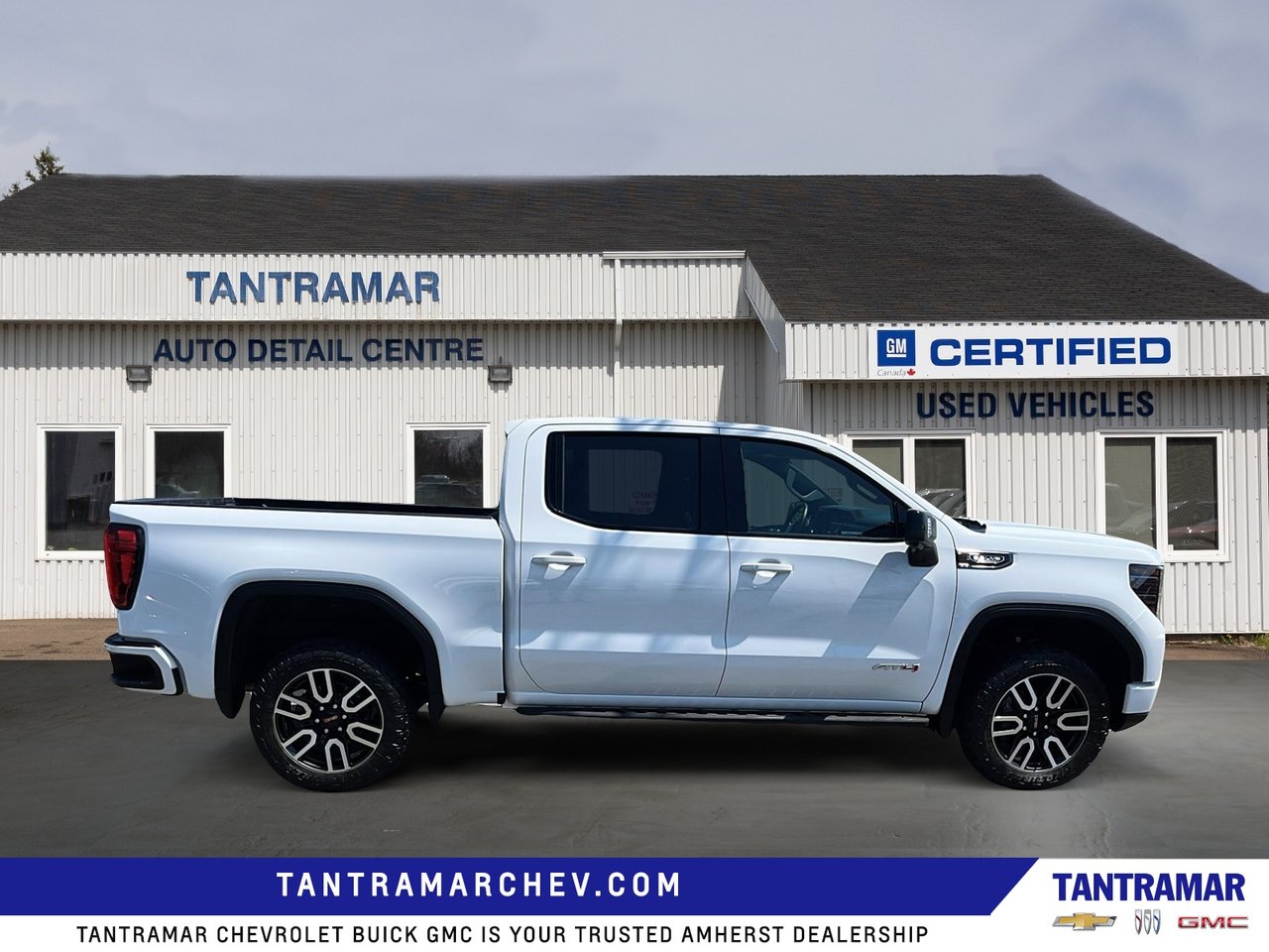 2024 GMC Sierra 1500 AT4-5