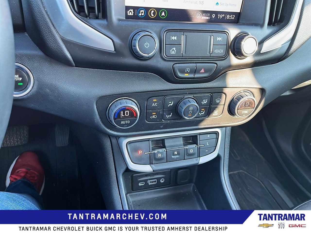 2023 GMC Terrain SLT-17