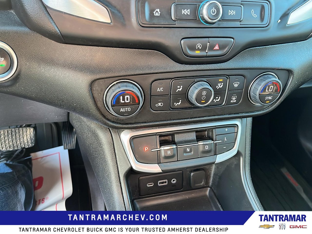 2024 GMC Terrain SLE-15