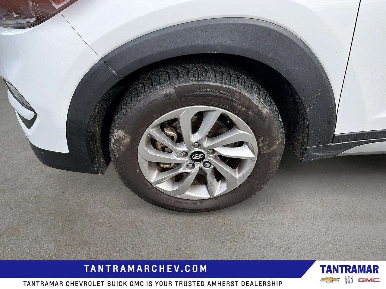 2017 Hyundai Tucson Premium-8