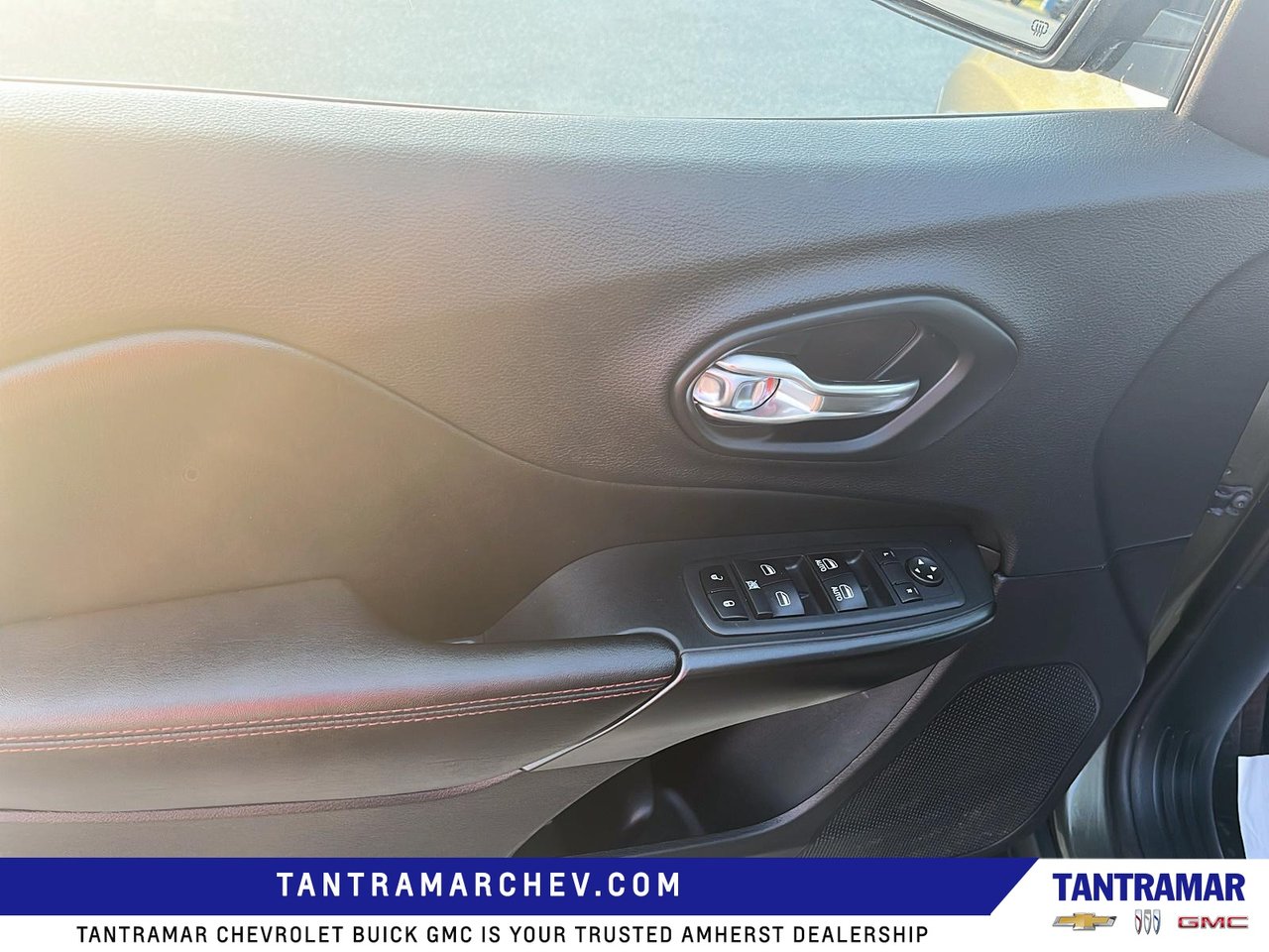 2019 Jeep Cherokee Trailhawk-10