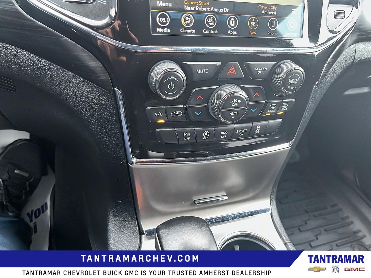 2020 Jeep Grand Cherokee North-15