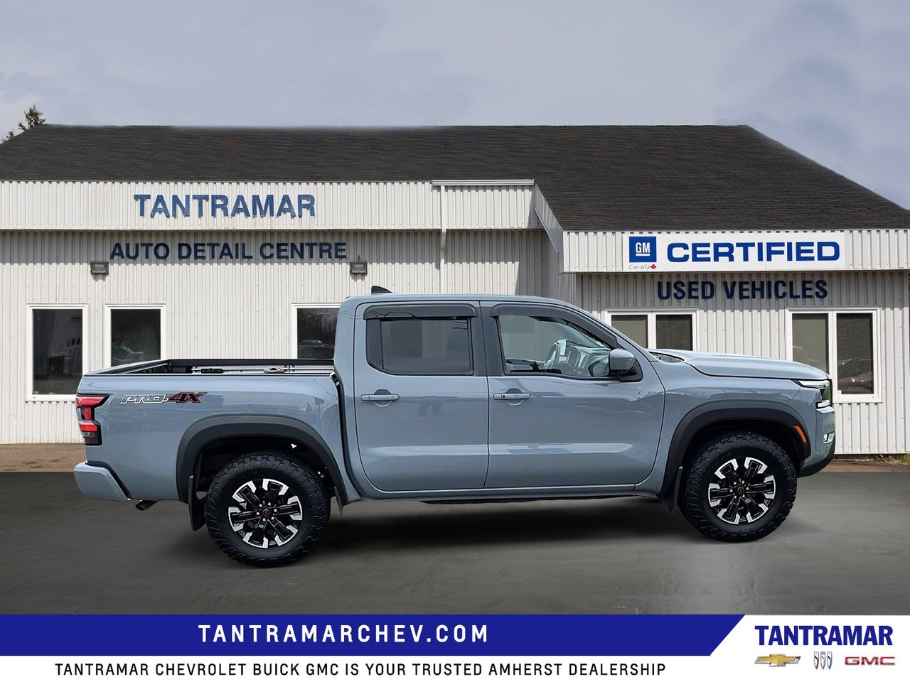 2023 Nissan Frontier PRO-4X-5