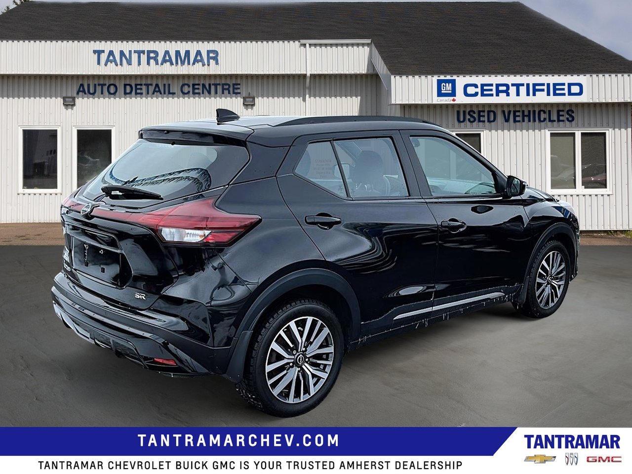 2024 Nissan Kicks SR-4