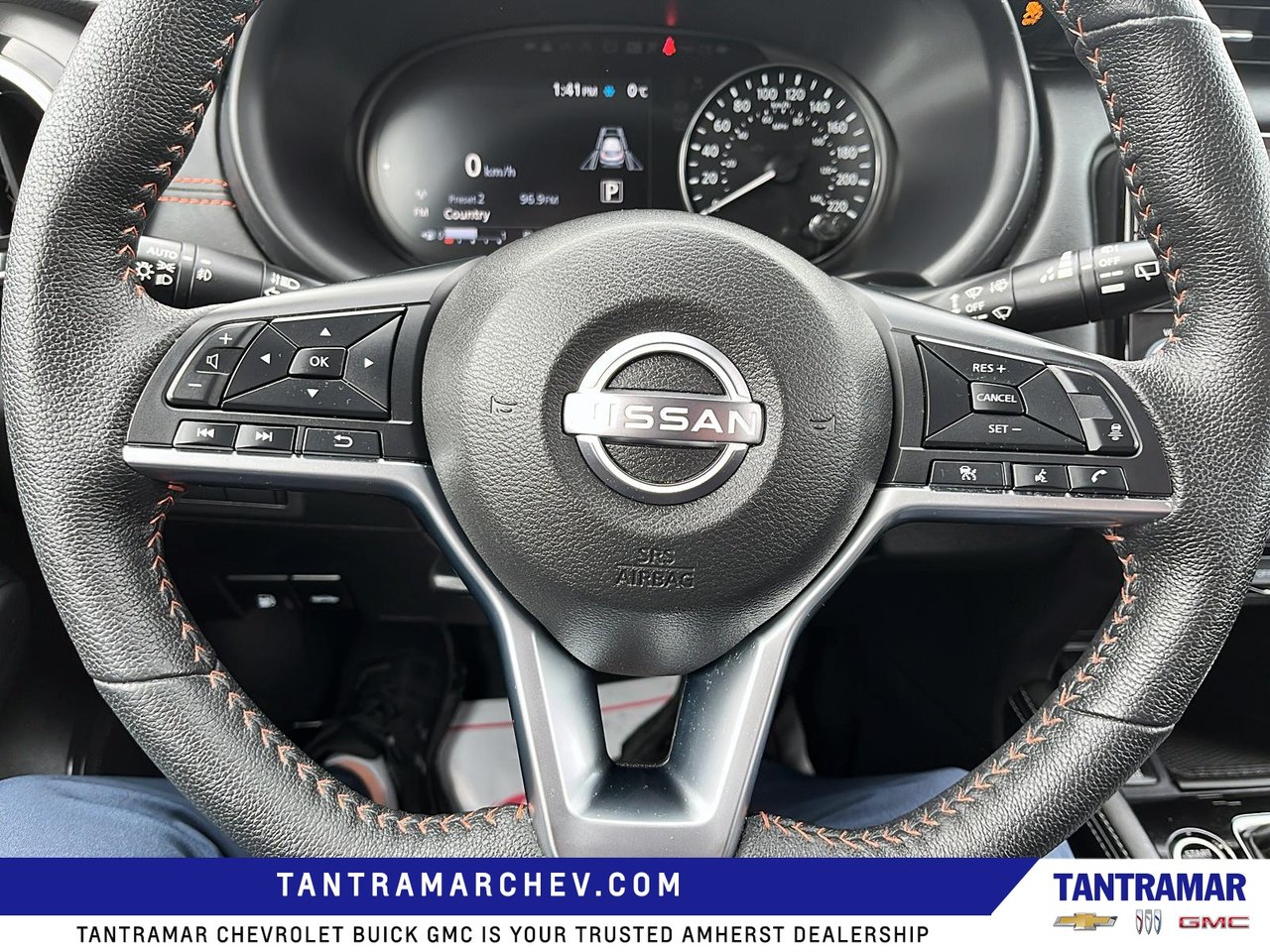 2024 Nissan Kicks SR-13