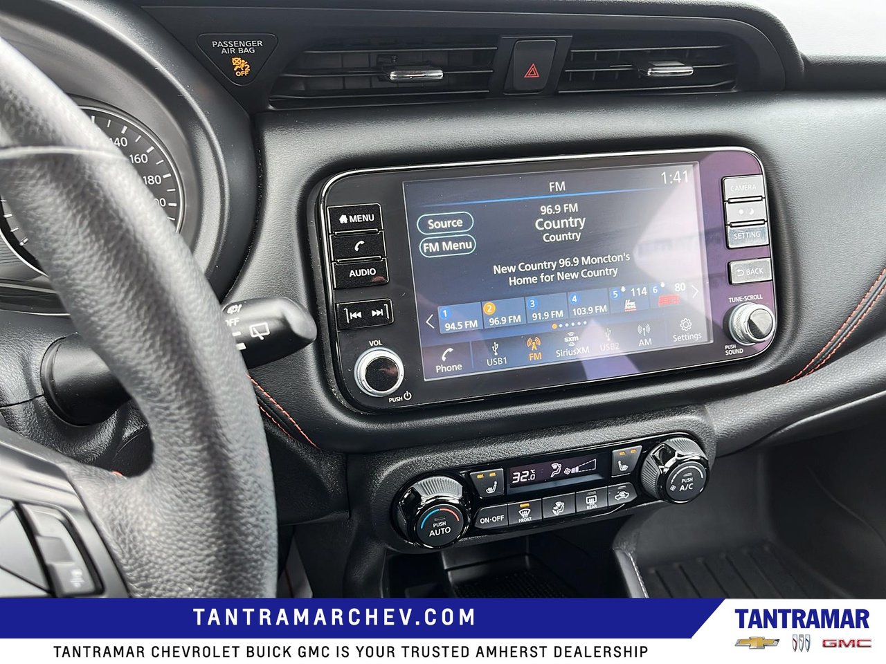 2024 Nissan Kicks SR-14